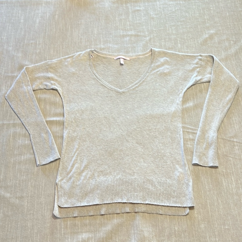 Victoria Secret. Light gray and cream color light weight knit sweater. Size Med